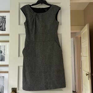 Banana Republic Tweed Grey Dress - size 6 Tall